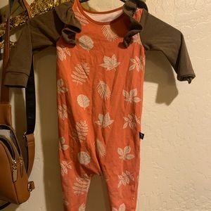 Rags to raches fall leaves romper